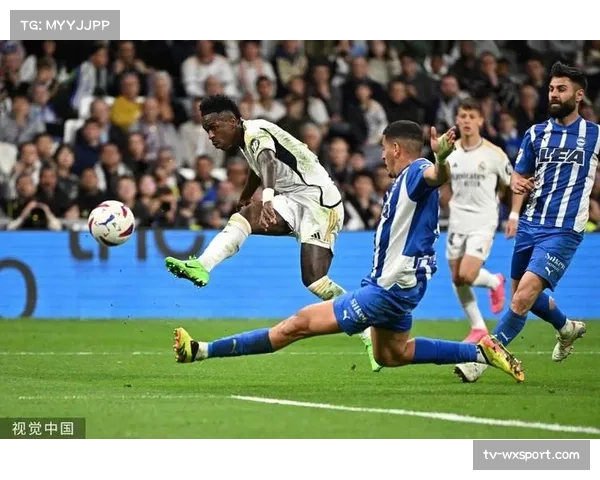 西甲第33轮即时战报:皇马客场1-1暂平巴萨,维尼修斯破门