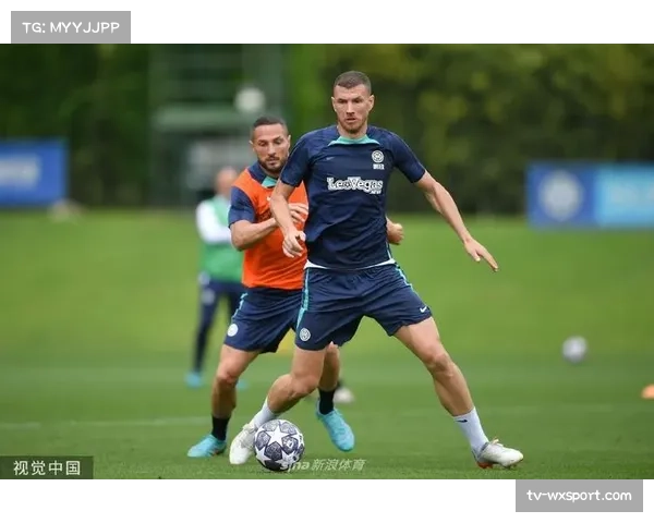 国际米兰全队抵达曼彻斯特，备战与曼城的欧冠半决赛